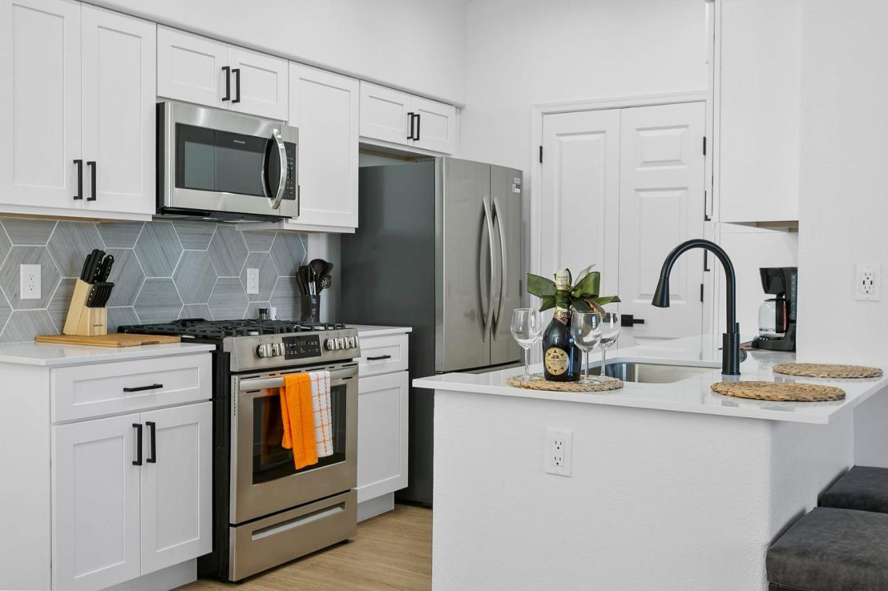 Cozysuites Glendale By The Stadium With Pool 05 외부 사진