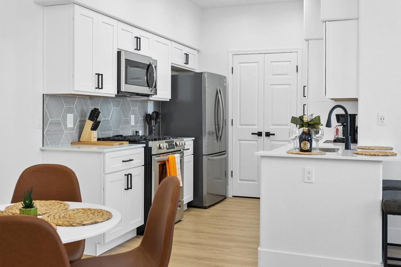 Cozysuites Glendale By The Stadium With Pool 05 외부 사진