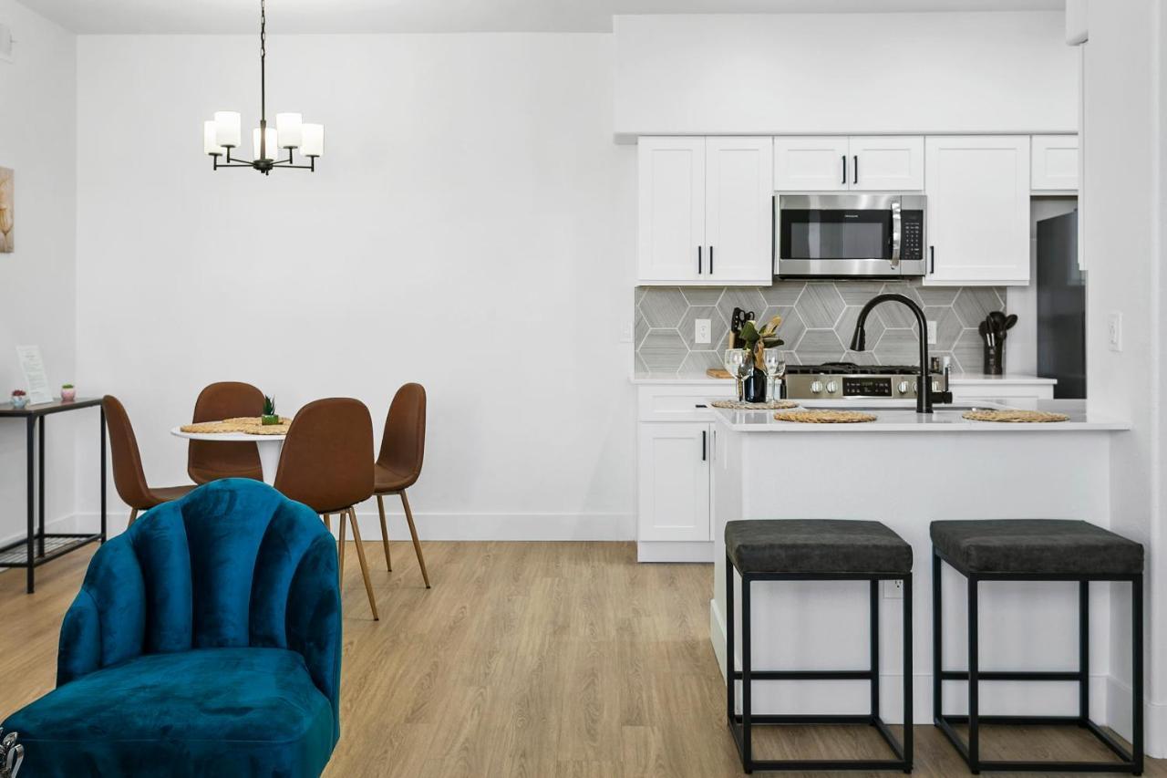 Cozysuites Glendale By The Stadium With Pool 05 외부 사진